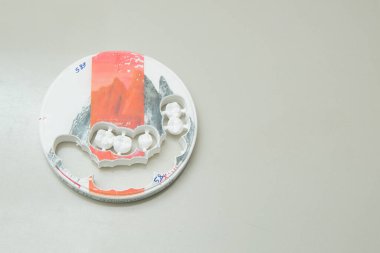 Diş teknisyenliği. Protez üretimi. diş prototipi yapısı