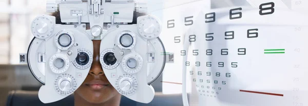 Young Woman African American Eye Exam Diagnostic Ophthalmology Optical Clinic — Stock Photo, Image