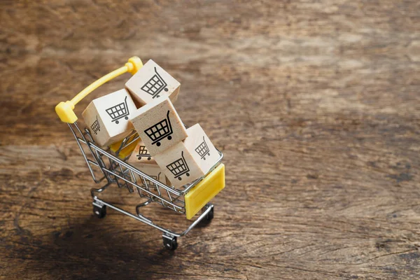 Wooden Cubes Block Shopping Cart Icons Shopping Cart Sell Marketing — Stock Photo, Image