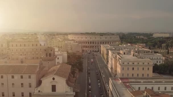 Capitale architettura del coliseum romano in italia — Video Stock