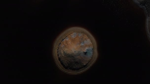 Surface de vue du dessus du paysage Mars île dans le lac avec de l'eau rouge mouvement de la caméra dans le sens horaire — Video