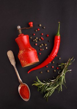 Kırmızı biber biber, biber ve biberiye 