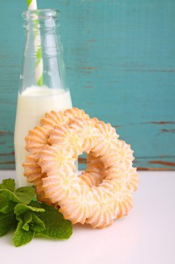 Pudra şekerli kurabiyeler 