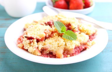 Çilek beyaz plaka ile harap