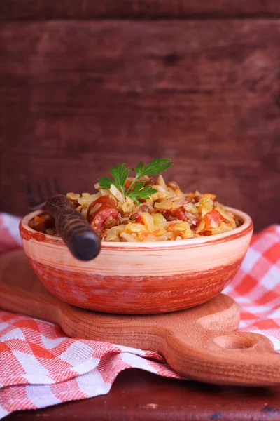 Sausages with stewed cabbage — Stock Photo, Image