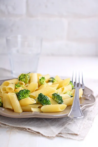 Pasta con brócoli —  Fotos de Stock