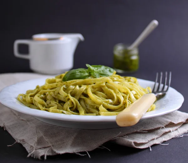 Pasta with pesto basil — Stock Photo, Image