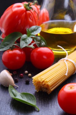 Kuru domatesli makarna