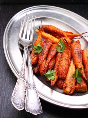 kavrulmuş bebek havuç