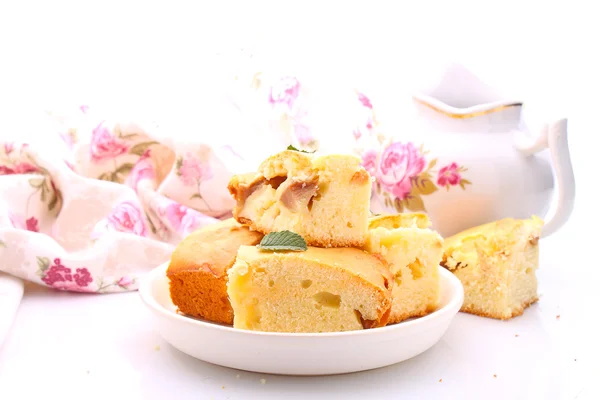 Pasteles caseros, tarta con manzanas —  Fotos de Stock