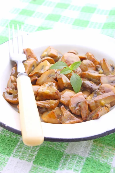 Mushrooms in a honey-mustard marinade — Stock Photo, Image