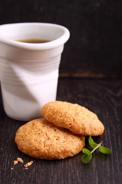 Pasteles sabrosos con co caliente — Foto de Stock