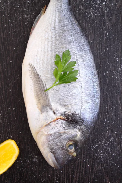 Peixe cru Dorado — Fotografia de Stock