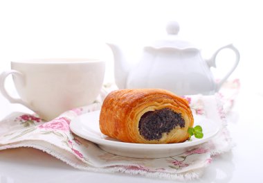 Haşhaş tohumlu çörek