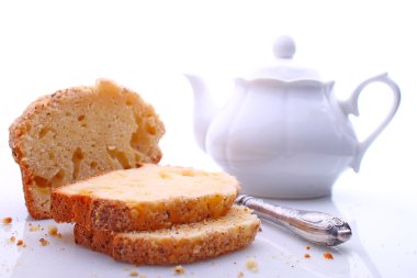 elma, ceviz ve tarçın ile pasta