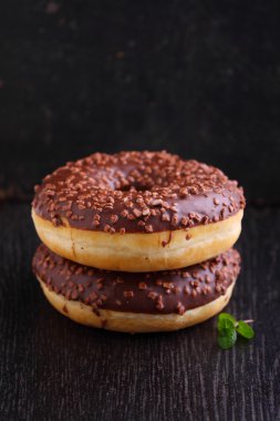 çikolata ve nane ile tatlı çörek