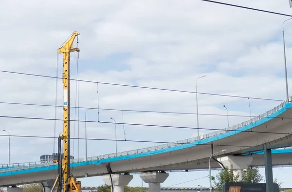Výstavba Nadjezd Vedle Železniční Nástupiště Testovskaya Stavební Stroj — Stock fotografie