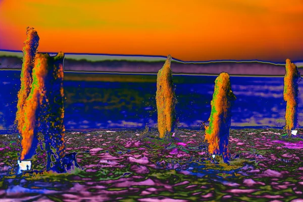 Abstrakt Landskap Med Vattenstrålar Förändrad Färg Ljus Och Flerfärgad Bakgrund — Stockfoto