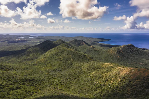 Αεροφωτογραφία Πάνω Από Τοπίο Του Κουρασάο Καραϊβική Ωκεανό Ακτή Λόφους — Φωτογραφία Αρχείου