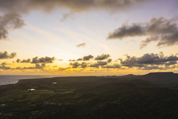 Vista Aérea Acima Paisagem Curaçao Caribe Com Oceano Costa Colinas — Fotografia de Stock