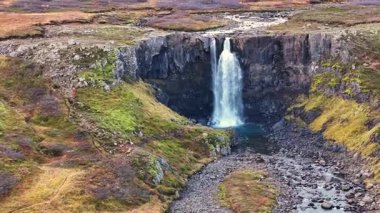 Gufufoss 'un havadan görünüşü Seydisfjordur fiyortu - İzlanda