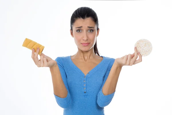 Fille Inquiète Tenant Gâteau Riz Une Collation Sucrée Images De Stock Libres De Droits