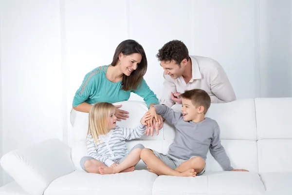 Strong family relationship — Stock Photo, Image