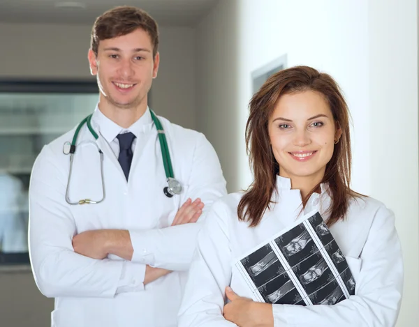 Two doctors at the clini — Stock Photo, Image