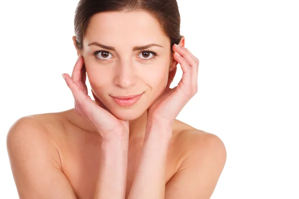 Retrato de belleza. Hermosa mujer del spa tocando su cara. Perfecto. —  Fotos de Stock