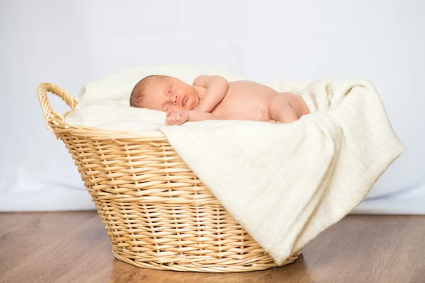 Newborn baby sleeping — Stock Photo, Image