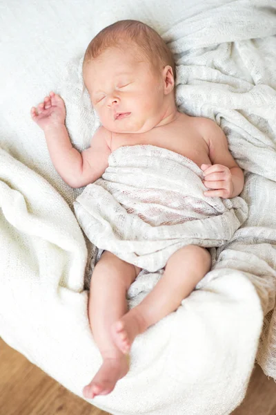 Newborn baby sleeping — Stock Photo, Image