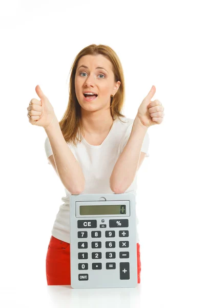 Hermosa mujer joven con calculadora grande — Foto de Stock