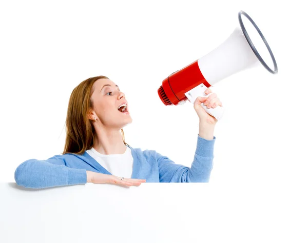 Jovem atraente com banner anúncio em branco e megafone — Fotografia de Stock