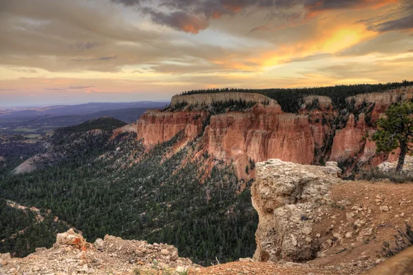 Una hermosa puesta de sol en Bryce Canyon —  Fotos de Stock