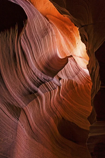 La belleza de Antelope Canyon, cerca de Page, Arizona — Foto de Stock