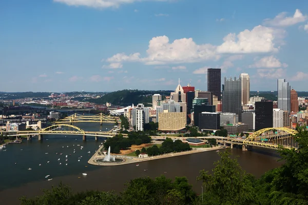 Letecký pohled na panorama Pittsburgh — Stock fotografie