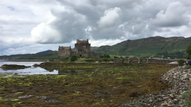 4k Ultrahd το γραφικό Σκωτίας κάστρο του Eilean Donan — Αρχείο Βίντεο