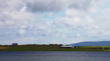 4 k Ultrahd Harray, Orkney, İskoçya Loch arasında
