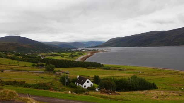 4k Ultrahd-Zeitraffer-Ansicht von Ullapool in Schottland — Stockvideo