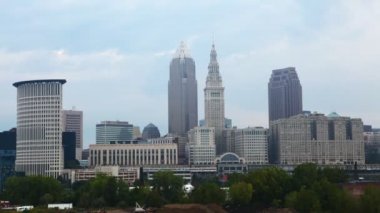 4k Ultrahd Timelapse güneşli bir Cleveland şehir merkezi