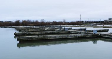 Marina Whitby, Ontario, 4K sonbaharında.