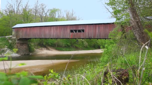 Vista Cox Ford Covered Bridge Indiana Estados Unidos — Vídeo de stock