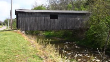 Indiana, ABD 'deki mühürlü köprü.