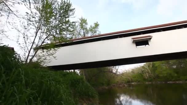 Indiana Abd Deki Çömlekçiler Kapalı Köprü — Stok video