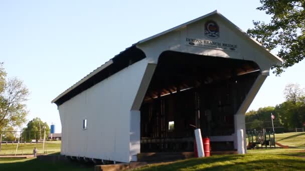 Dixon Branch Covered Bridge Ohio Estados Unidos — Vídeos de Stock