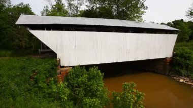 Ohio, ABD 'deki Vali Kirker Köprüsü