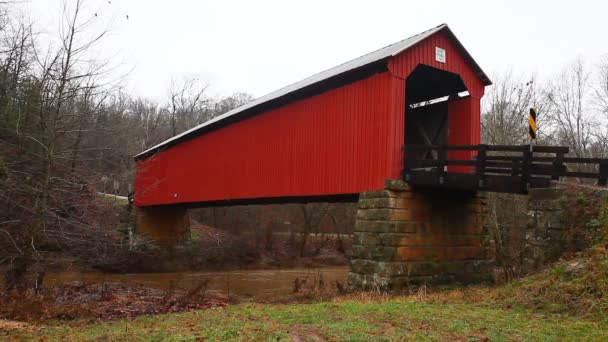 Gallaghers Ford Covered Bridge Ohio Stati Uniti — Video Stock