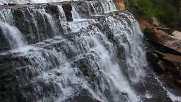 加拿大安大略省Albion Falls美丽的风景 — 图库视频影像