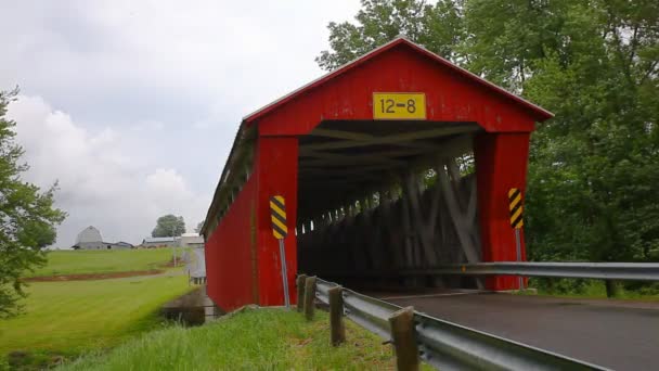 Mccolly Covered Bridge Ohio Estados Unidos — Vídeo de stock