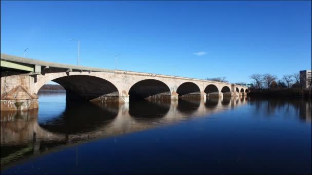Zeitraffer Der Bulkeley Bridge Hartford Connecticut — Stockvideo